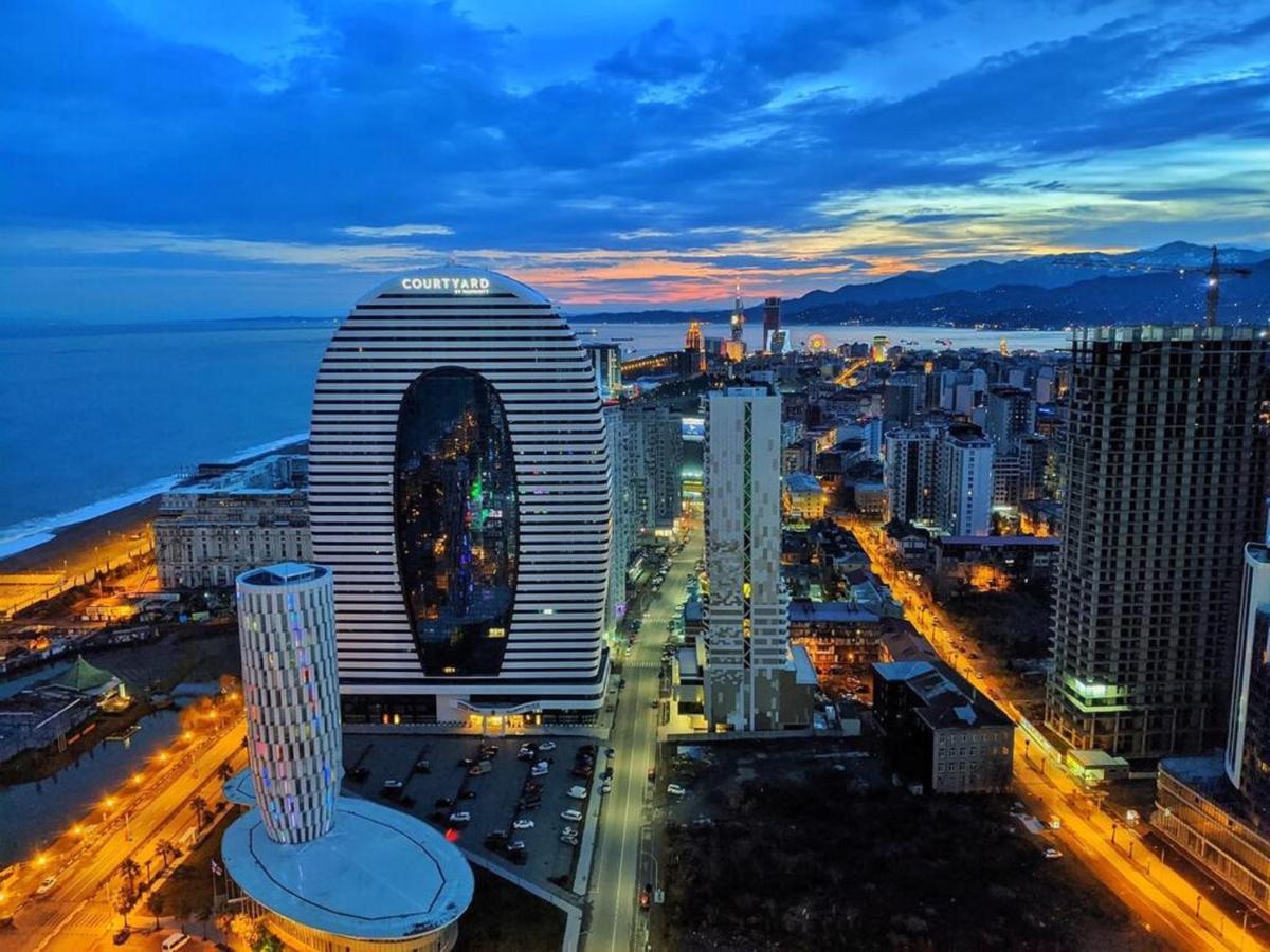 Orbi City Towers Batoumi Extérieur photo